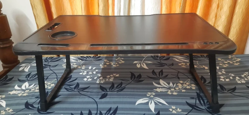 Sleek Portable Office Desk